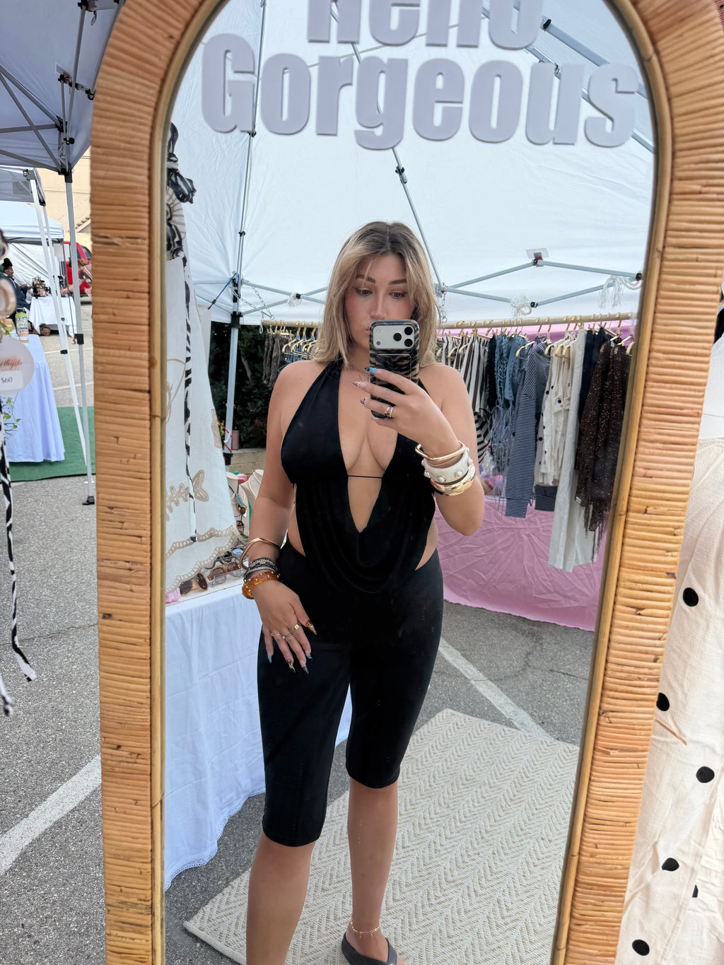 Black Capri