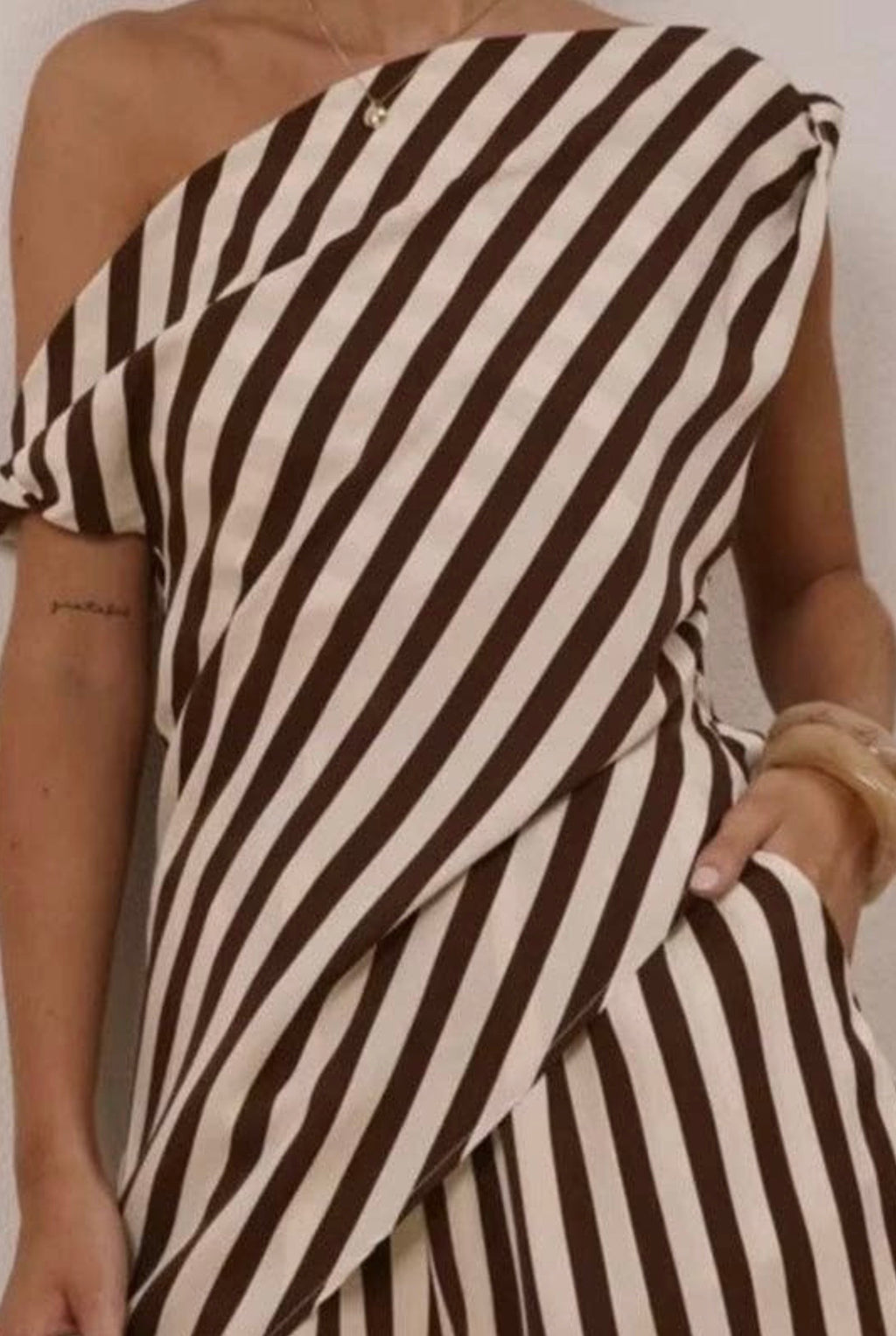Off-The-Shoulder Stripe Set